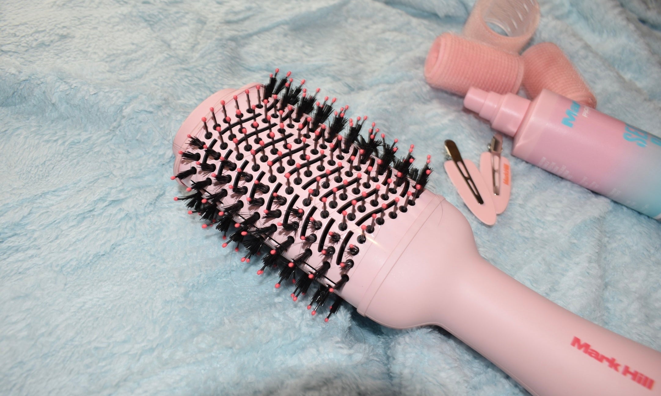 Are Hot Air Brushes Good for Short Hair?