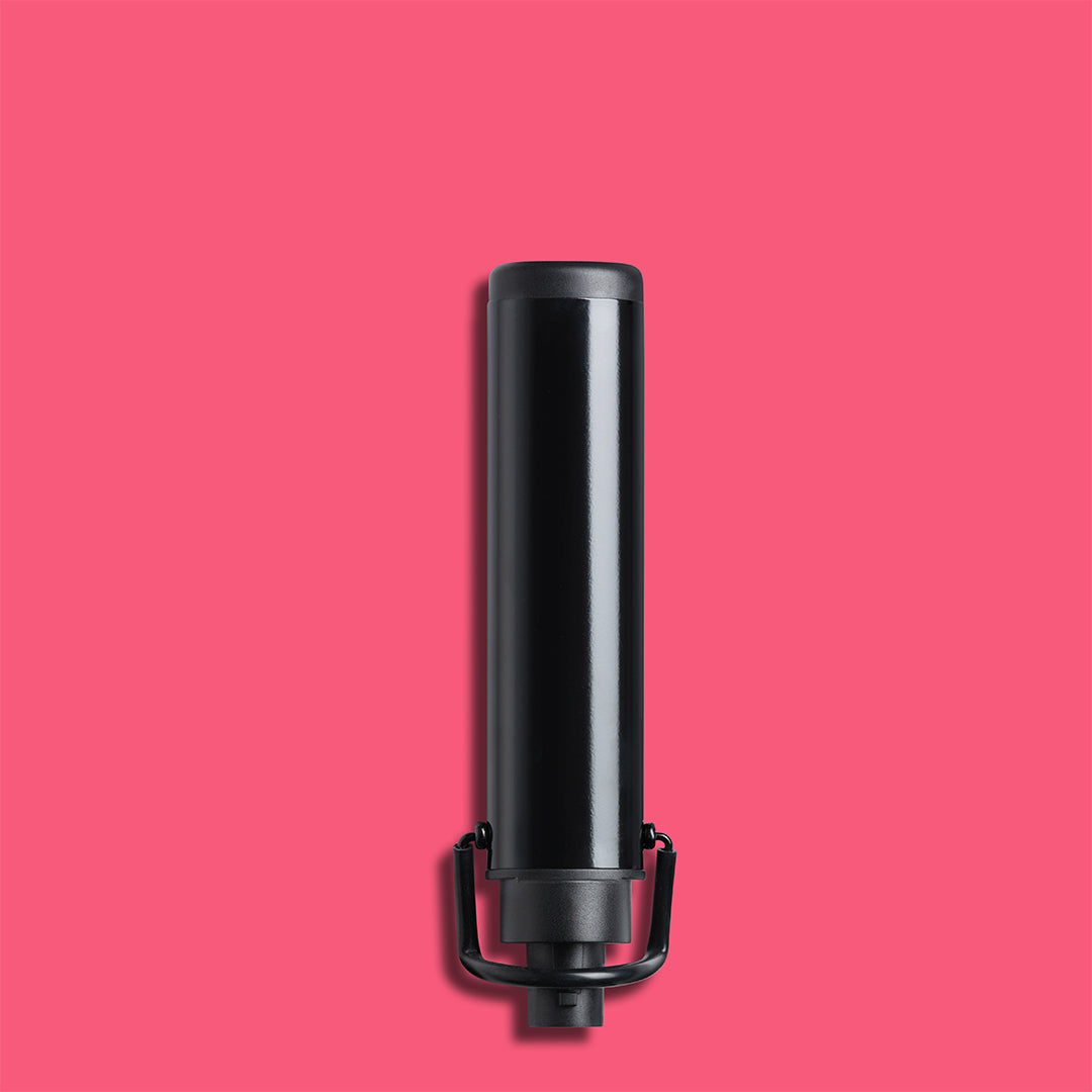 ecomshot_pinkbackground.jpg
